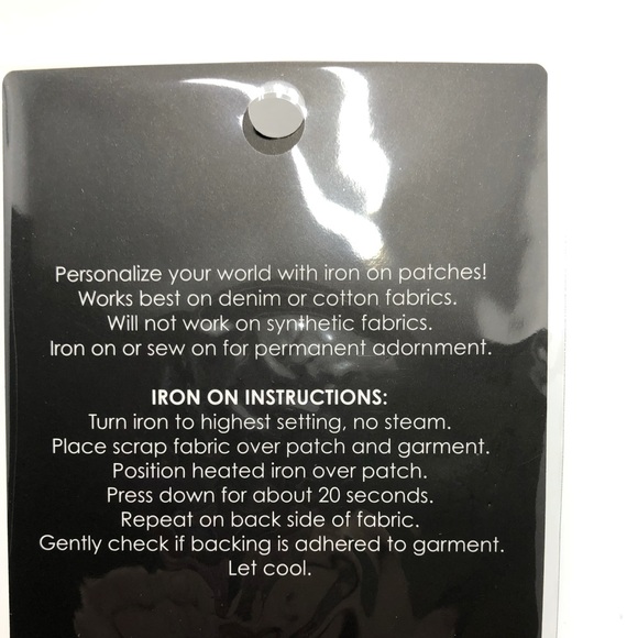 Loungefly Alice in wonderland patch, purple pansies - Picture 2 of 2